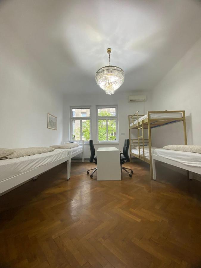 Rooms Miklosiceva Ljubljana Exterior foto