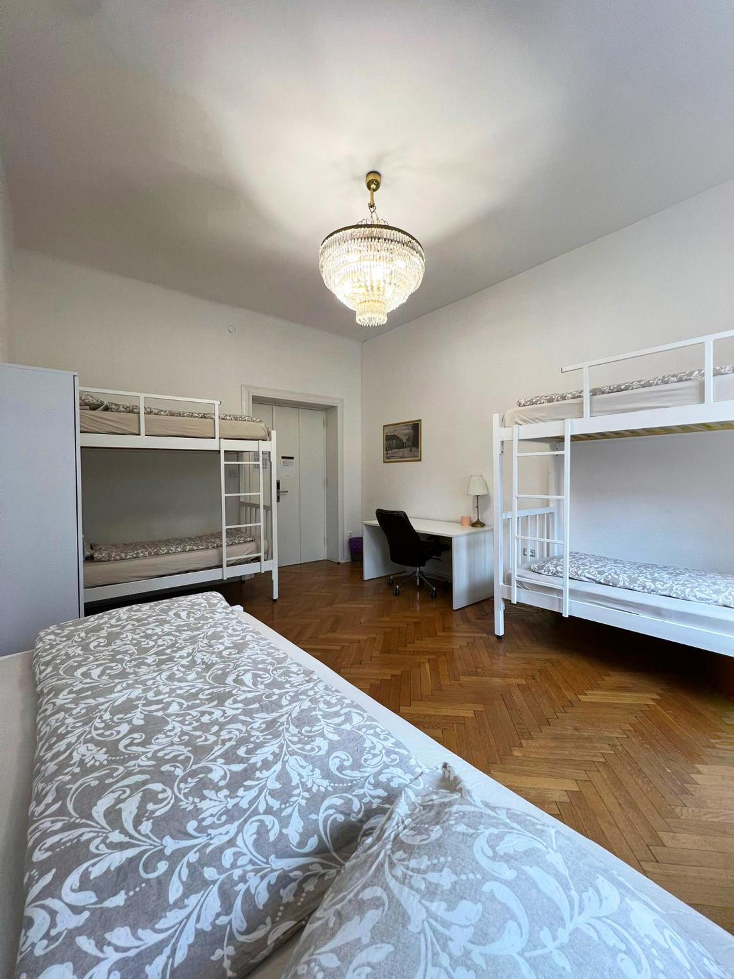 Rooms Miklosiceva Ljubljana Exterior foto