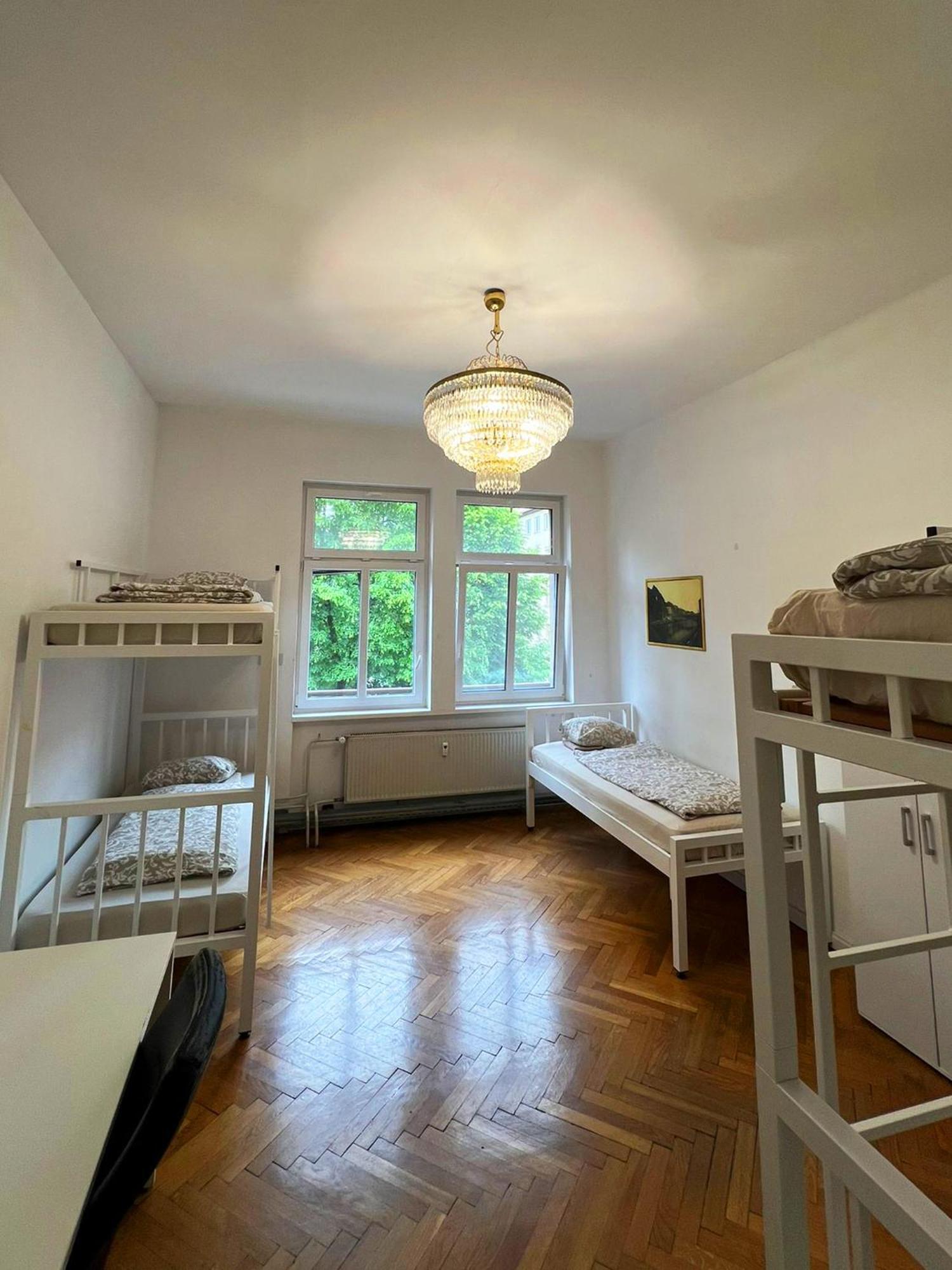 Rooms Miklosiceva Ljubljana Exterior foto